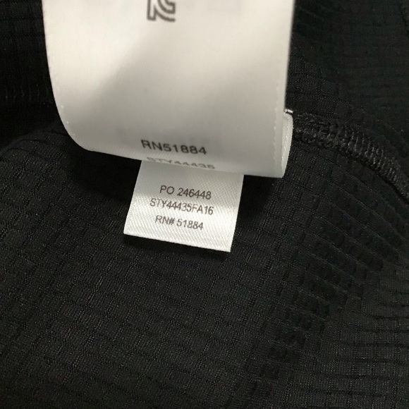 Patagonia Capilene Midweight Crew in Black Size Small. - Picture 8 of 8